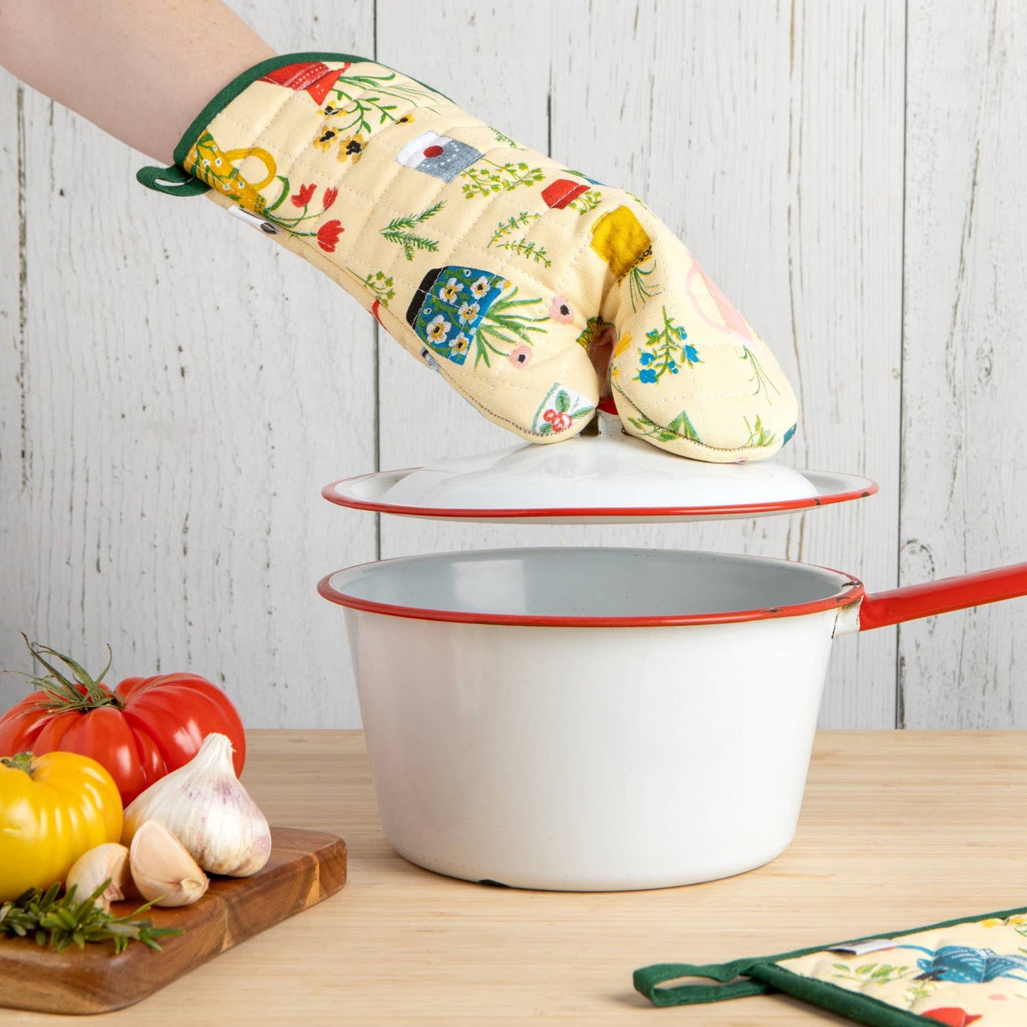 Now Designs by Danica - Watering Cans Chef Mitt