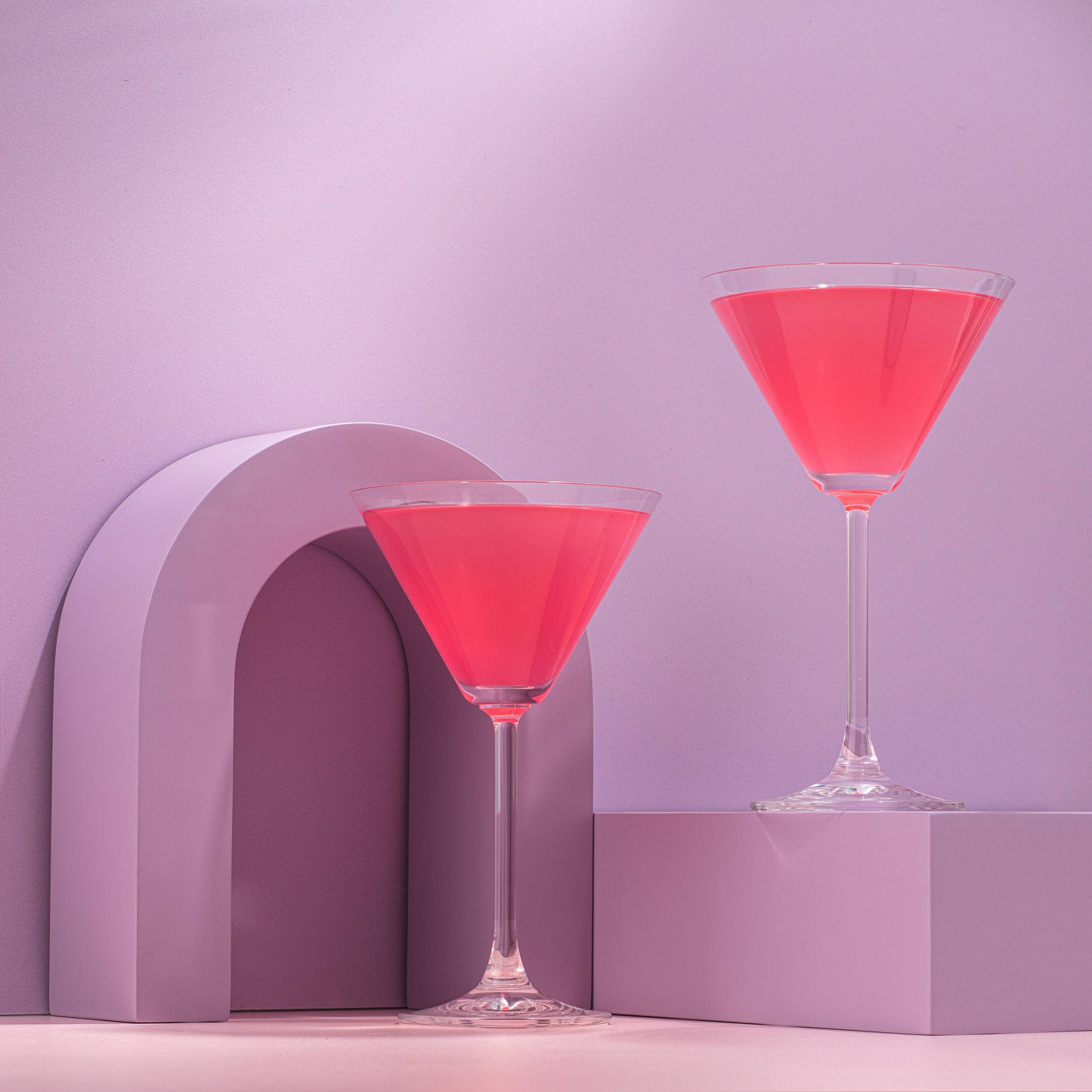 JoyJolt - Olivia Stemmed Crystal Martini Glasses-Set of 2