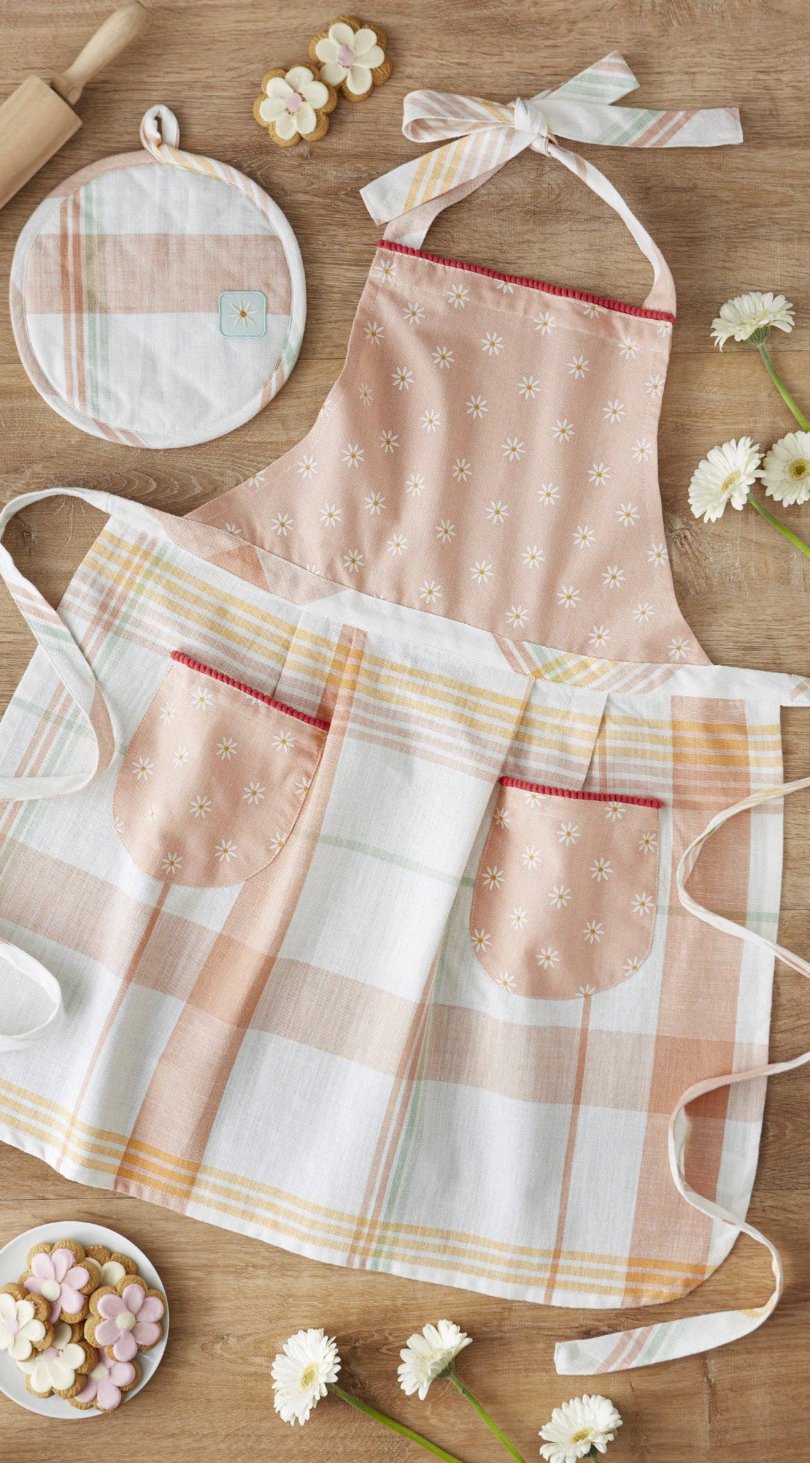 Happy Day Daisy Embellished Apron