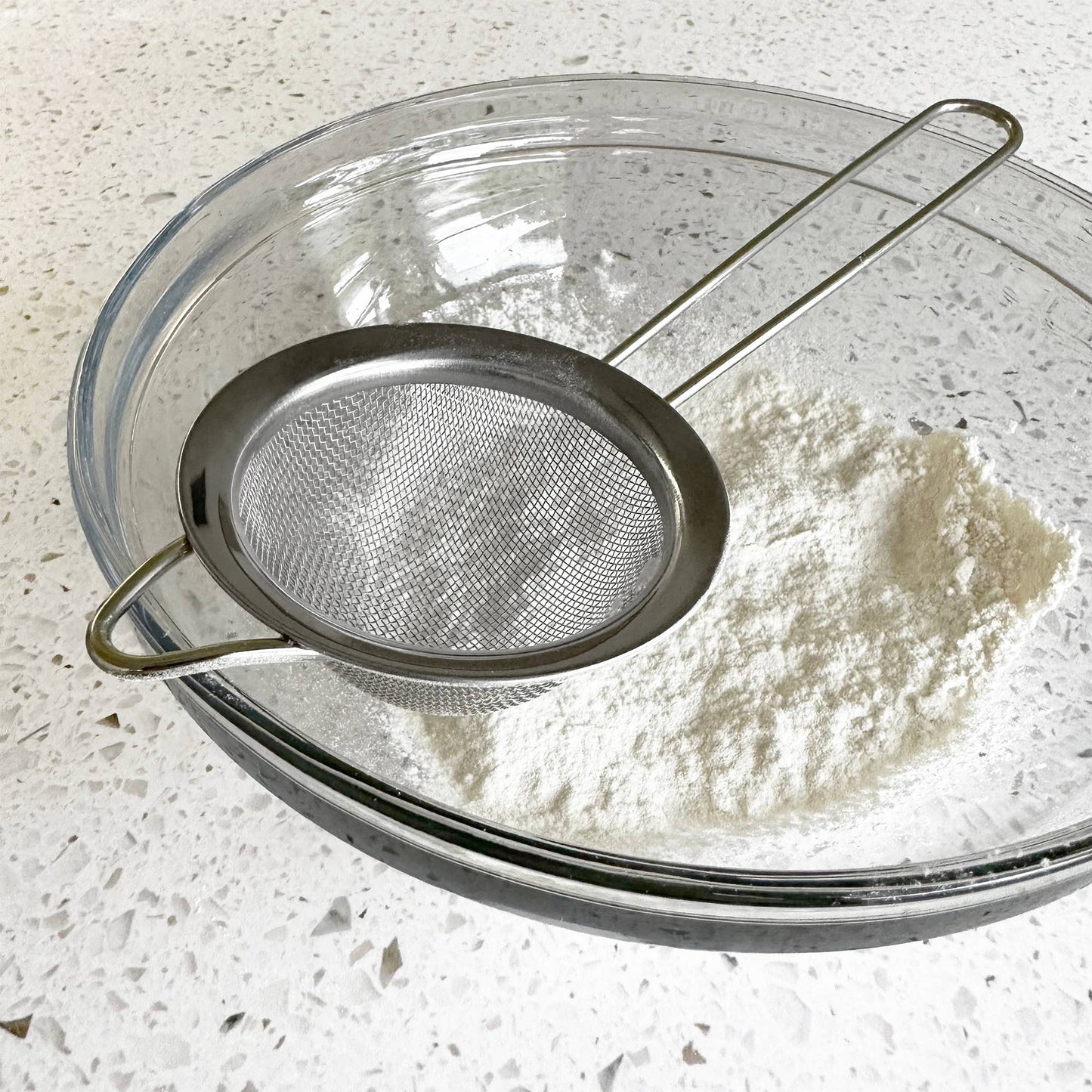 R&M International - Flour Sifter 3" Bucket /16
