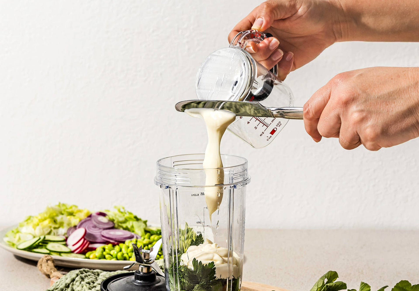 Dreamfarm - Upcup® - 4-in-1 Adjustable Measuring Cup