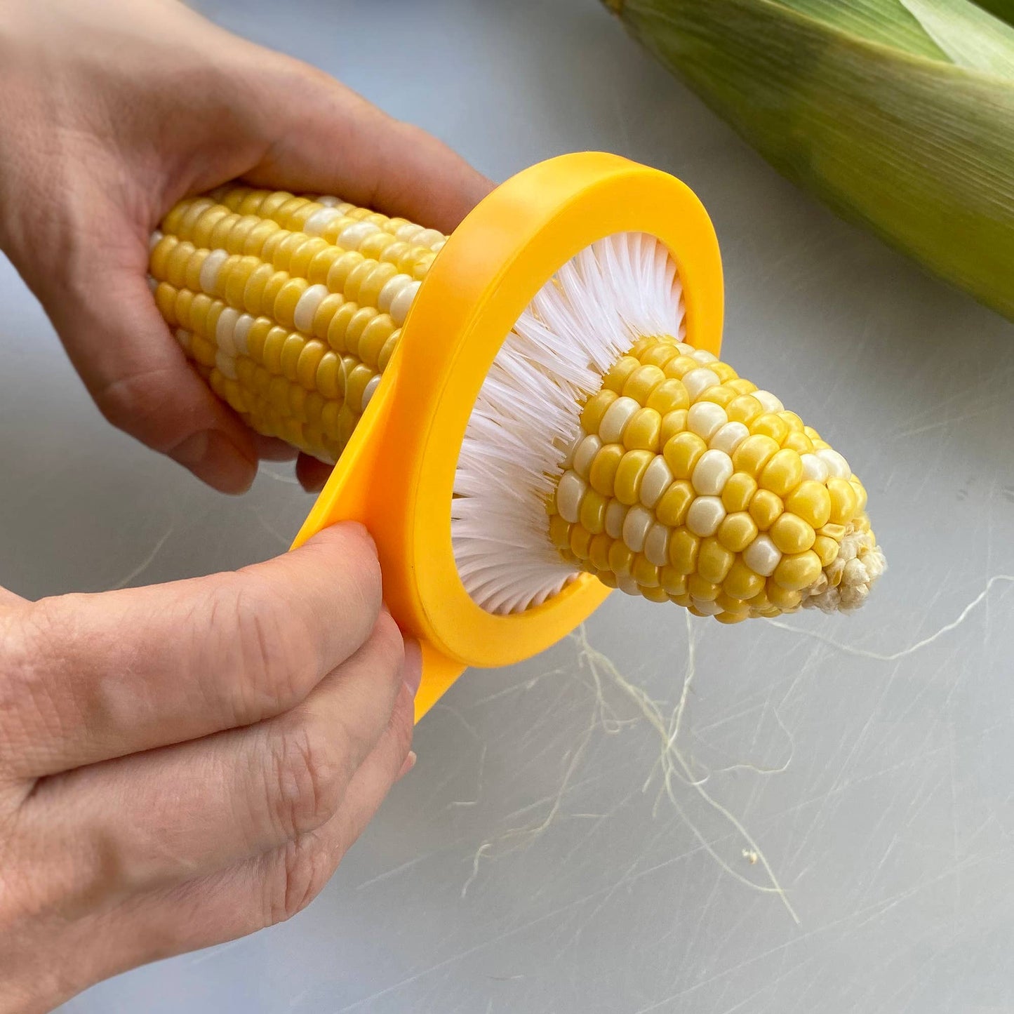 R&M International - Corn De-Silking Brush Bucket /15