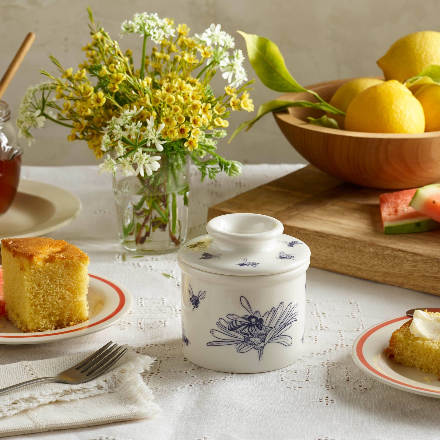 The Original Butter Bell® Crock - The Original Butter Bell® Crock - Farmhouse Honey Bee