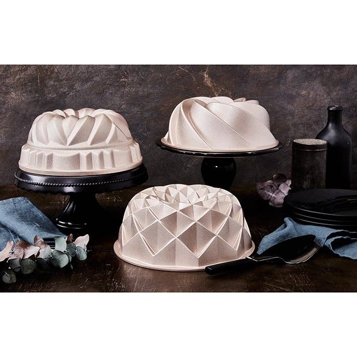 Port-Style Enterprises Inc. - Birkmann Contoura Cake Pan Geo