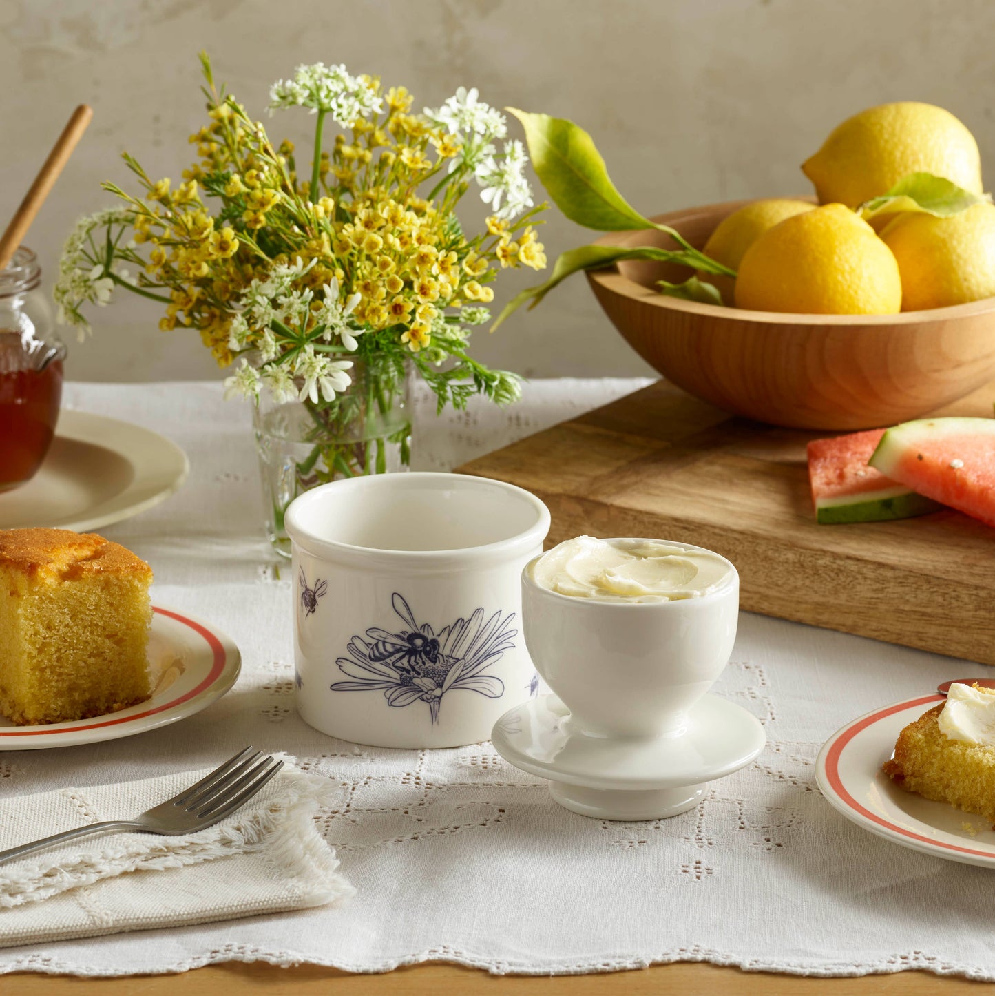 The Original Butter Bell® Crock - The Original Butter Bell® Crock - Farmhouse Honey Bee