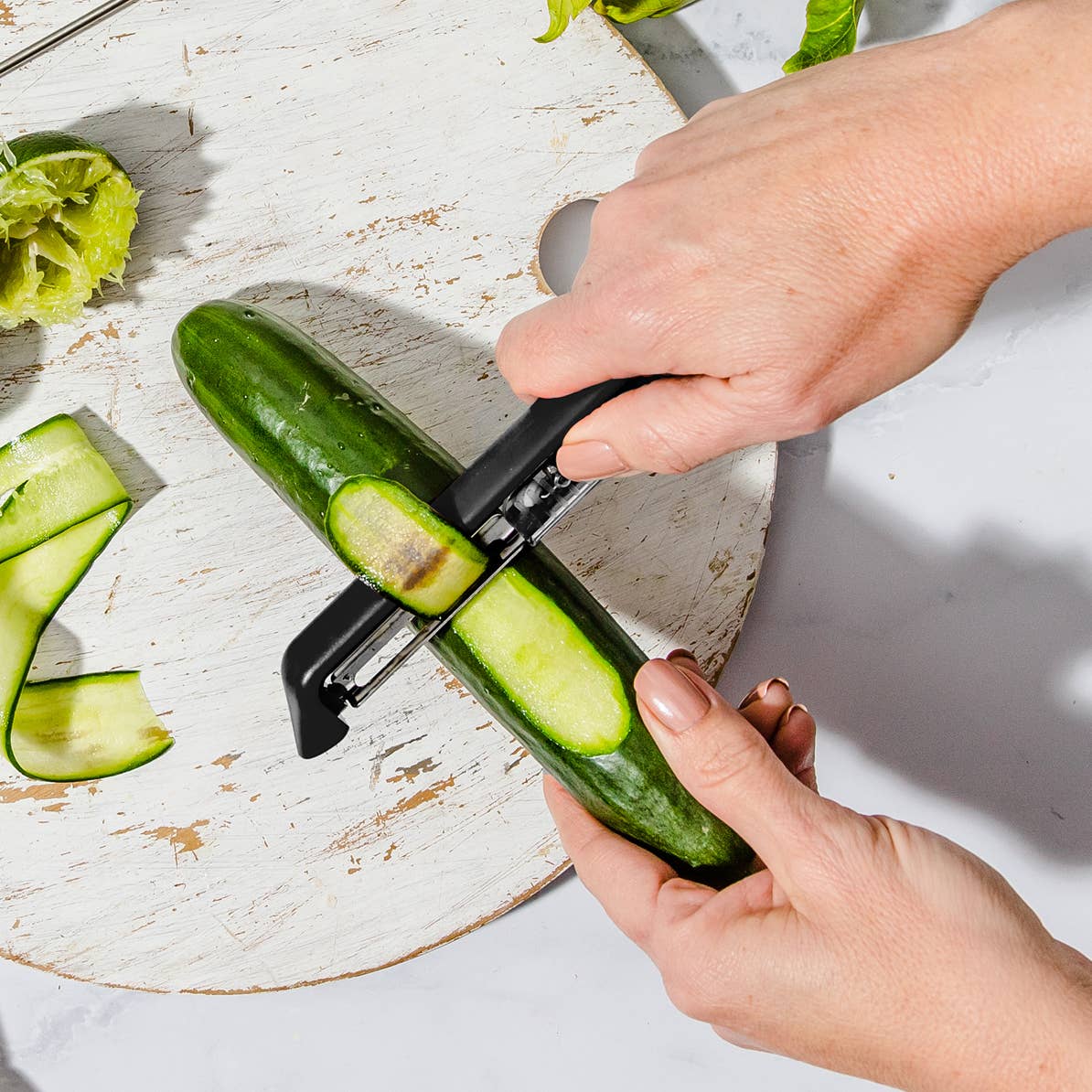 Dreamfarm - Sharple® - Self-sharpening Safety Peeler