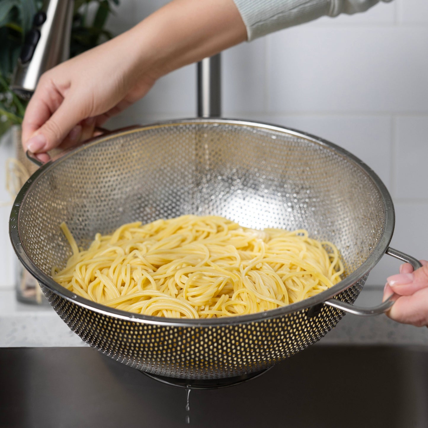 Fox Run Large Stainless Steel Colander, 5 Quart Strainer