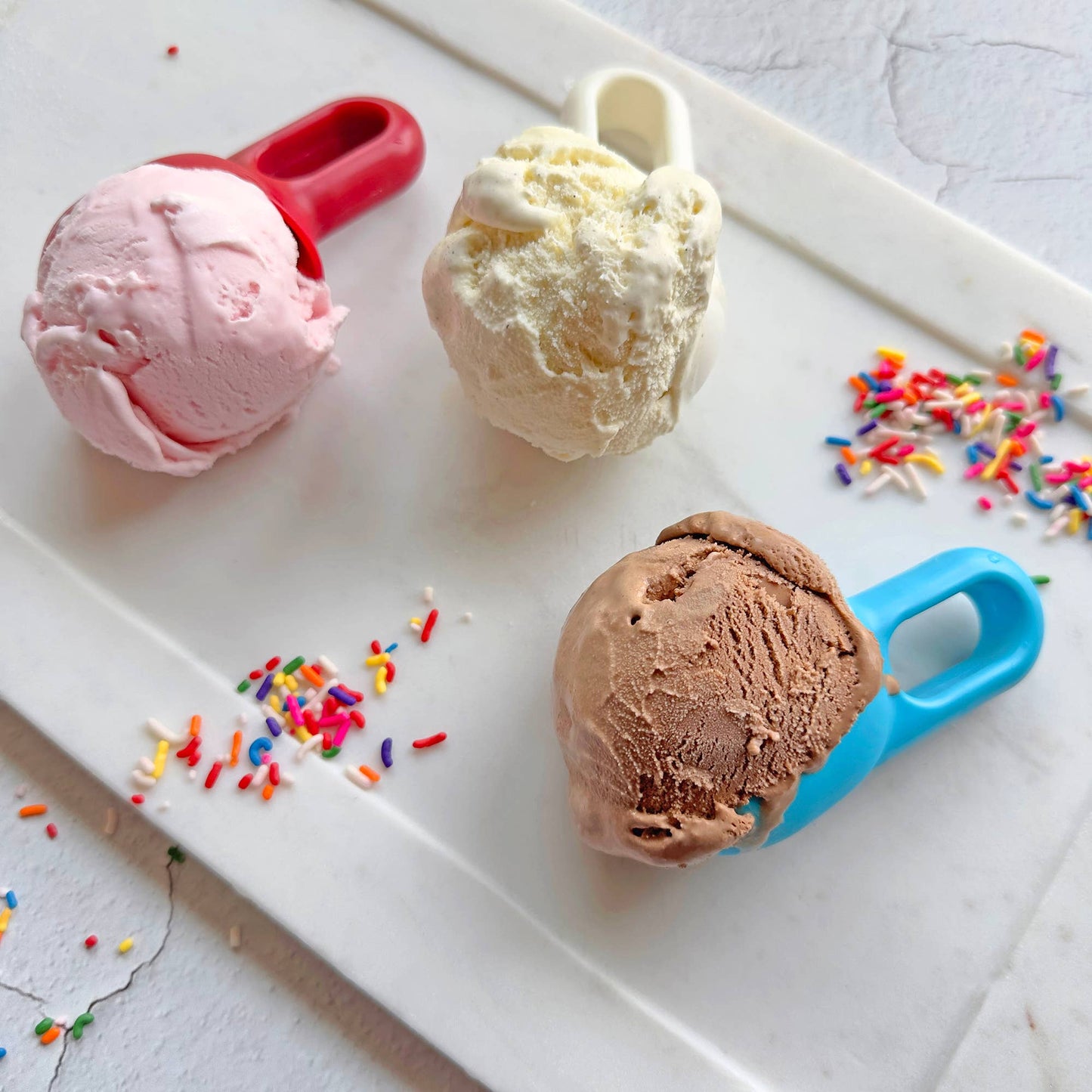 R&M International - Ice Cream Scoop Bucket /27