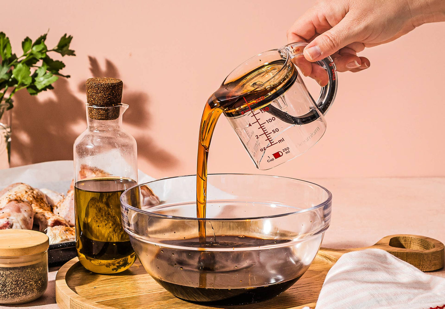Dreamfarm - Upcup® - 4-in-1 Adjustable Measuring Cup