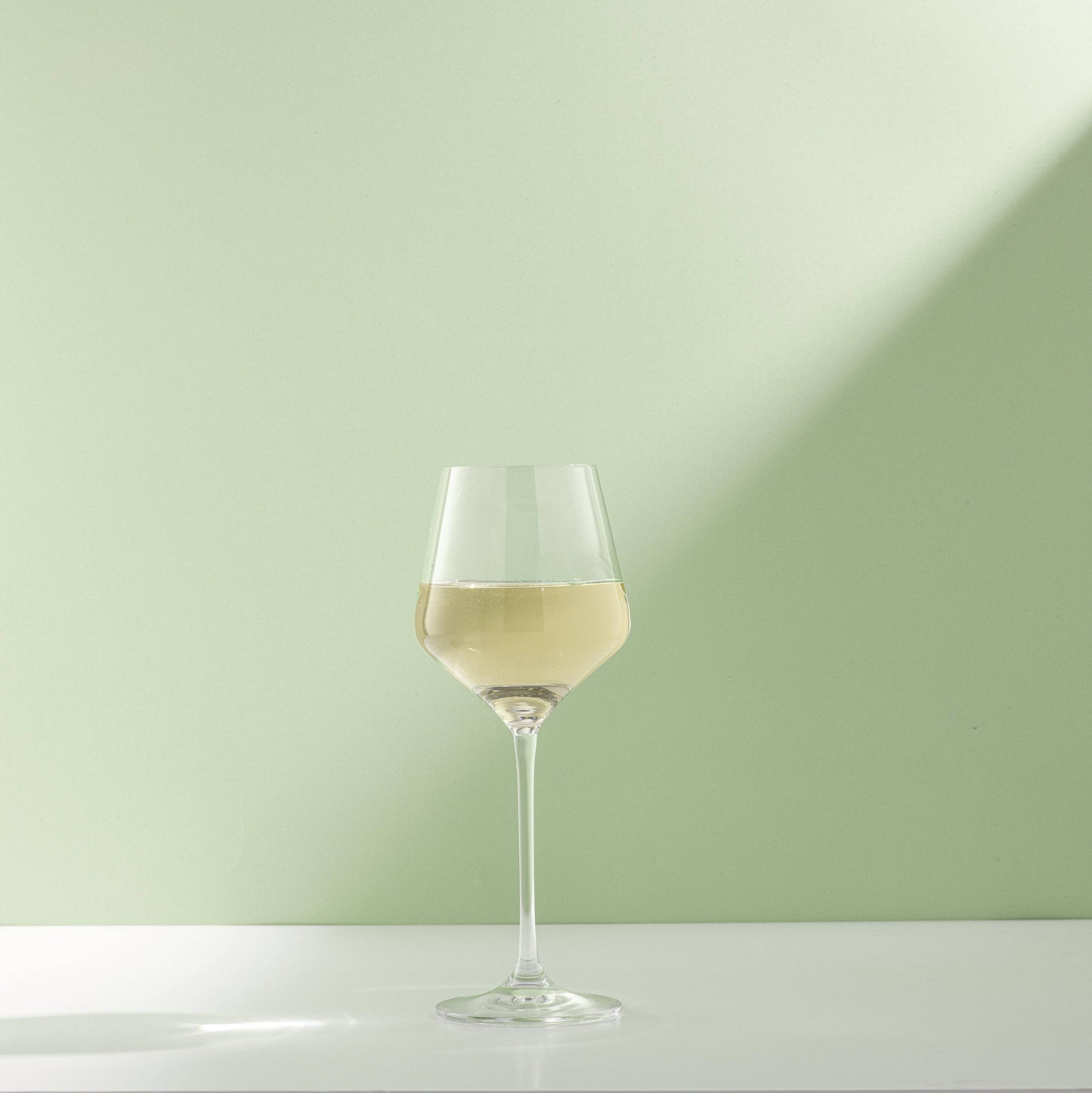 JoyJolt - Layla White Wine Glasses, 13.5 Oz Set of 4